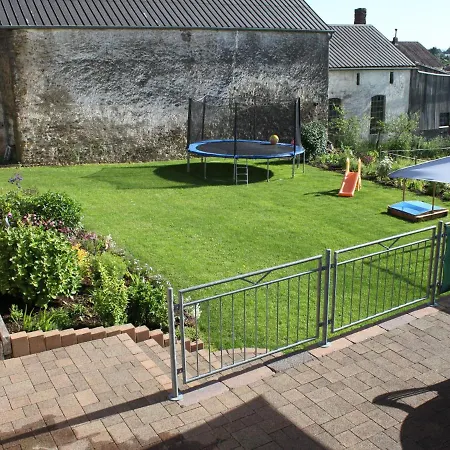 Spacious In Bettenfeld With Private Terrace