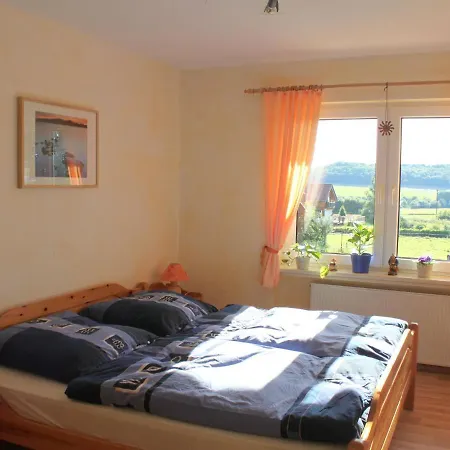 Spacious In Bettenfeld With Private Terrace * Meerfeld