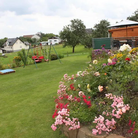 Spacious In Bettenfeld With Private Terrace * Meerfeld